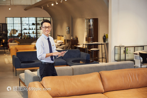 家具店銷售人員形象